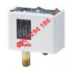 Công tắc áp suất Danfoss KP36.jpg